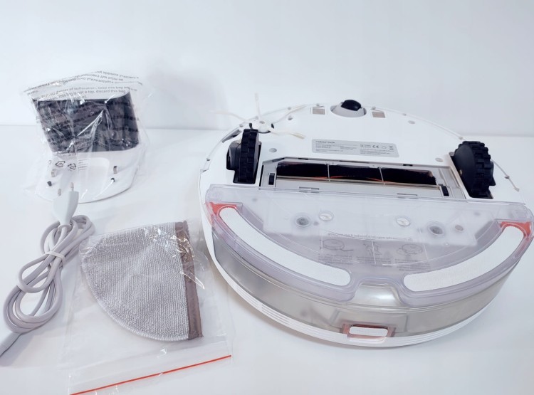 Robot sprzątający Roborock S5 Max z opcją mopowania biały odkurzacz