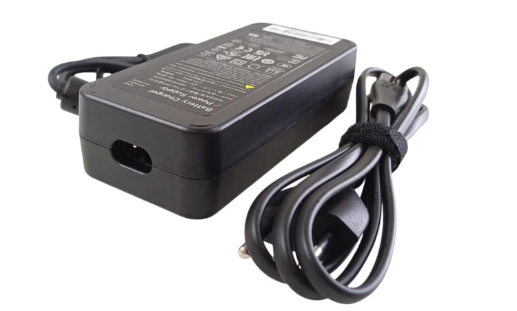 Zasilacz Yadea KS6 ładowarka do hulajnogi elektrycznej 42V