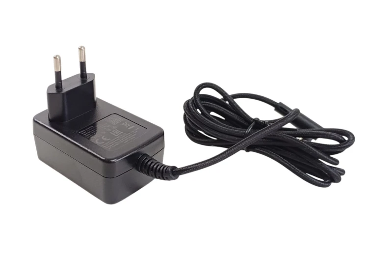 adapter 12V 1.5A zasilacz 18W zasilacz 12V DC zasilacz 100-240V